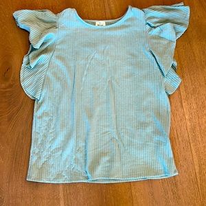 Flutter sleeve maternity top